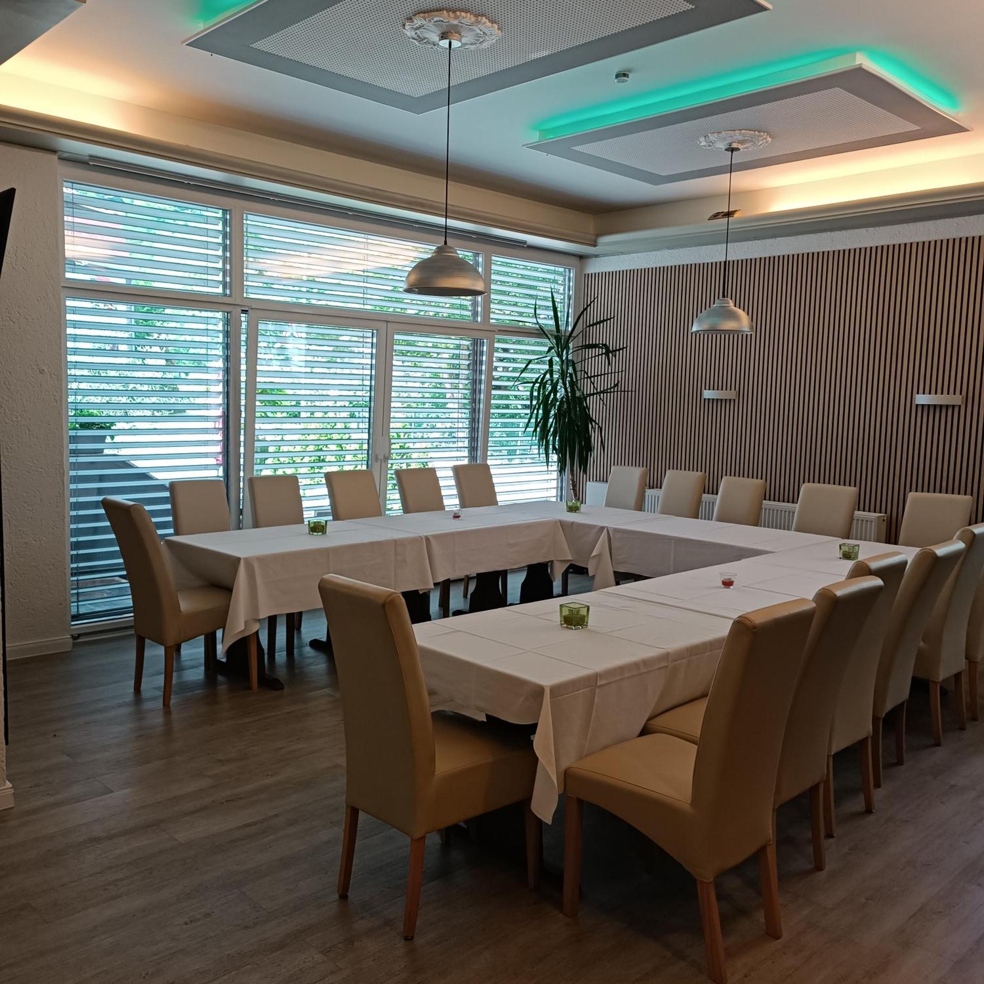 Hotel Ari Кайзерслаутерн Екстер'єр фото